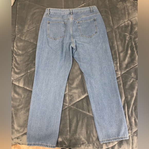 Boohoo Straight Leg Jeans - Picture 2 of 4